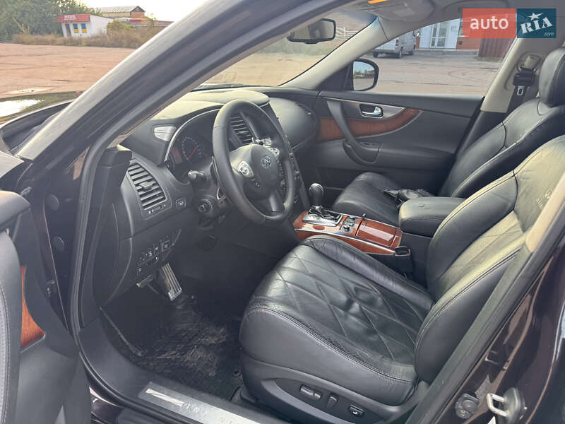 Внедорожник / Кроссовер Infiniti FX 37 2010 в Киеве фото 35 Внедорожник / Кроссовер Infiniti FX 37 2010 в Киеве