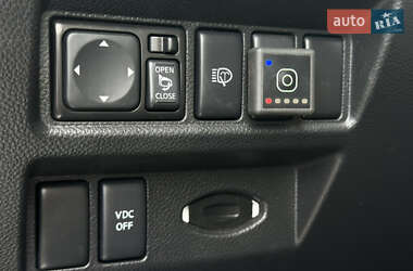 Внедорожник / Кроссовер Infiniti FX 37 2010 в 
