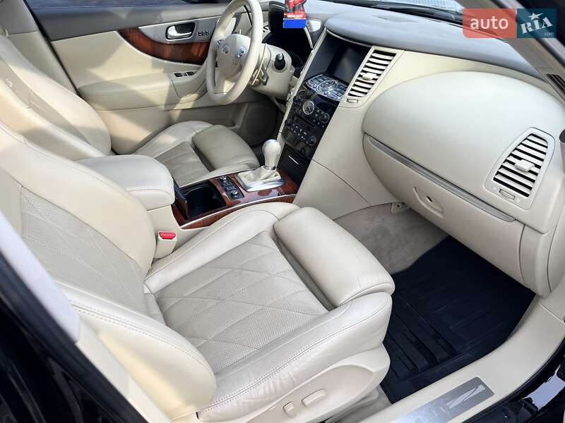 Позашляховик / Кросовер Infiniti FX 37 2011 в Харкові
