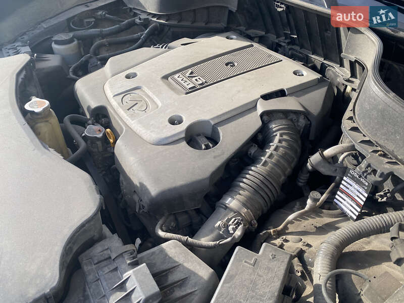 Внедорожник / Кроссовер Infiniti FX 37 2012 в Киеве