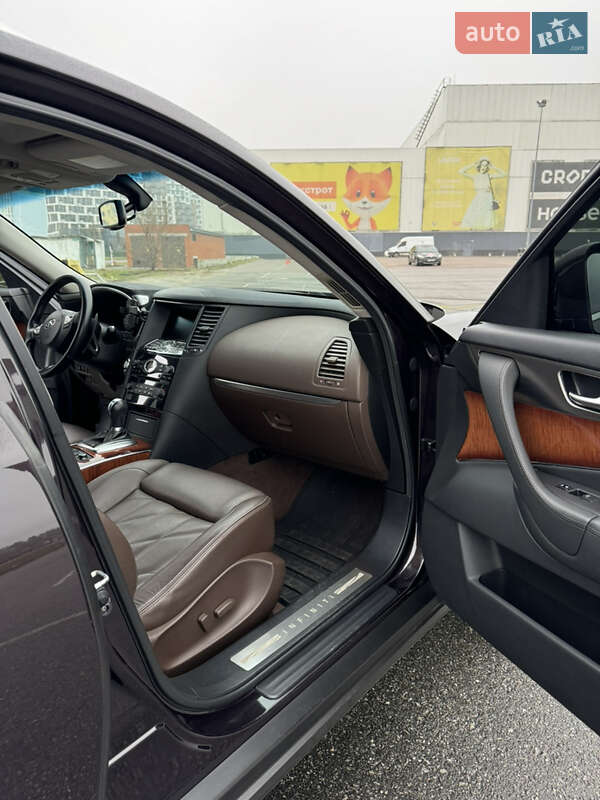 Внедорожник / Кроссовер Infiniti FX 37 2010 в Киеве фото 21 Внедорожник / Кроссовер Infiniti FX 37 2010 в Киеве