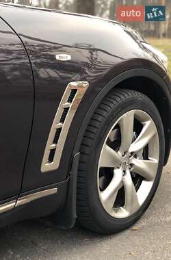 Внедорожник / Кроссовер Infiniti FX 37 2010 в Киеве