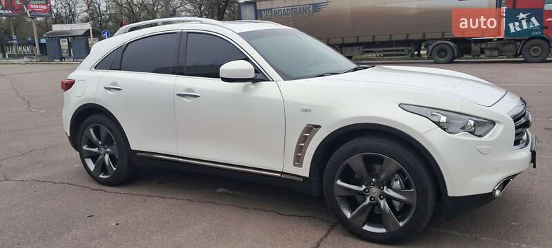 Позашляховик / Кросовер Infiniti FX 37 2011 в Миколаєві
