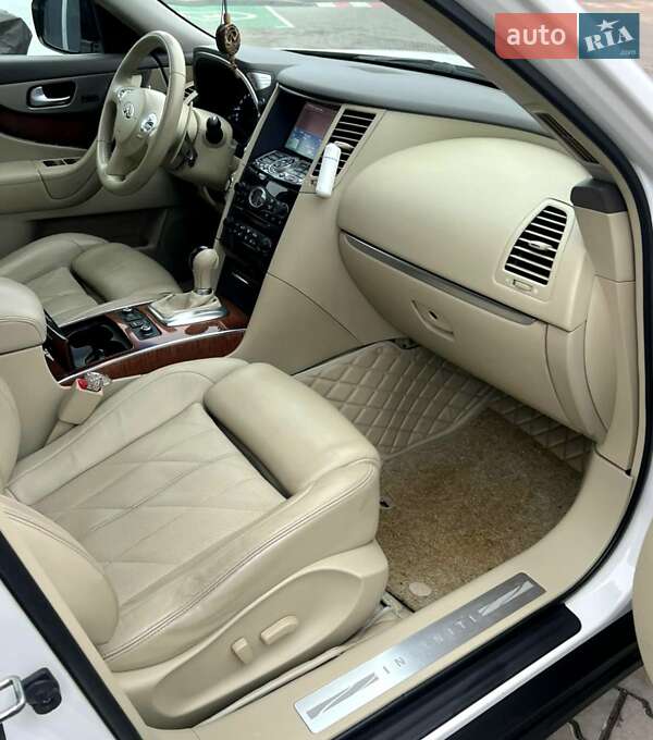 Позашляховик / Кросовер Infiniti FX 37 2012 в Ставищі