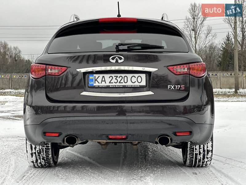 Позашляховик / Кросовер Infiniti FX 37 2011 в Києві
