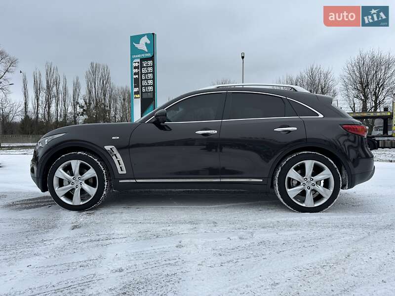 Позашляховик / Кросовер Infiniti FX 37 2011 в Києві