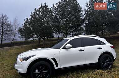 Позашляховик / Кросовер Infiniti FX 37 2012 в Чернівцях