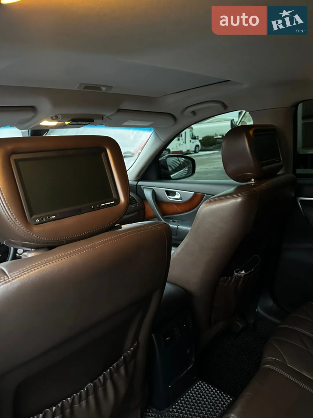 2011 Infiniti FX - мініатюра 19