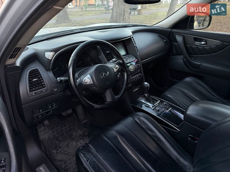 Внедорожник / Кроссовер Infiniti FX 37 2013 в Каменском