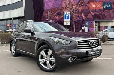 Внедорожник / Кроссовер Infiniti FX 37 2010 в Киеве