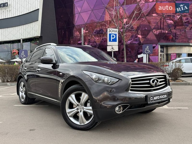 Внедорожник / Кроссовер Infiniti FX 37 2010 в Киеве