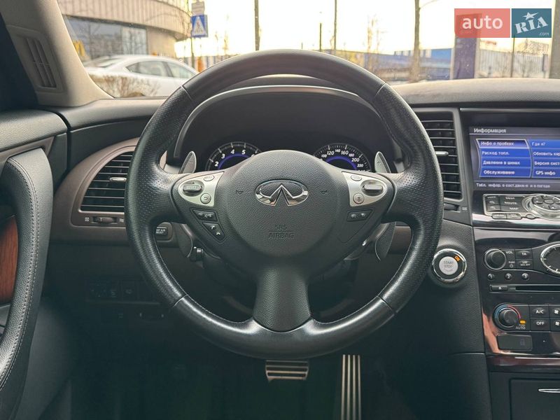 Внедорожник / Кроссовер Infiniti FX 37 2010 в Киеве