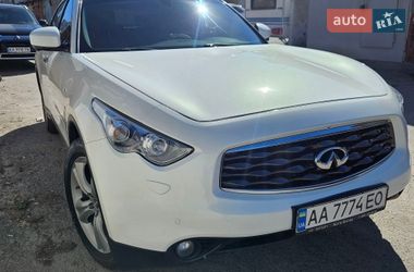 Внедорожник / Кроссовер Infiniti FX 37 2010 в Киеве