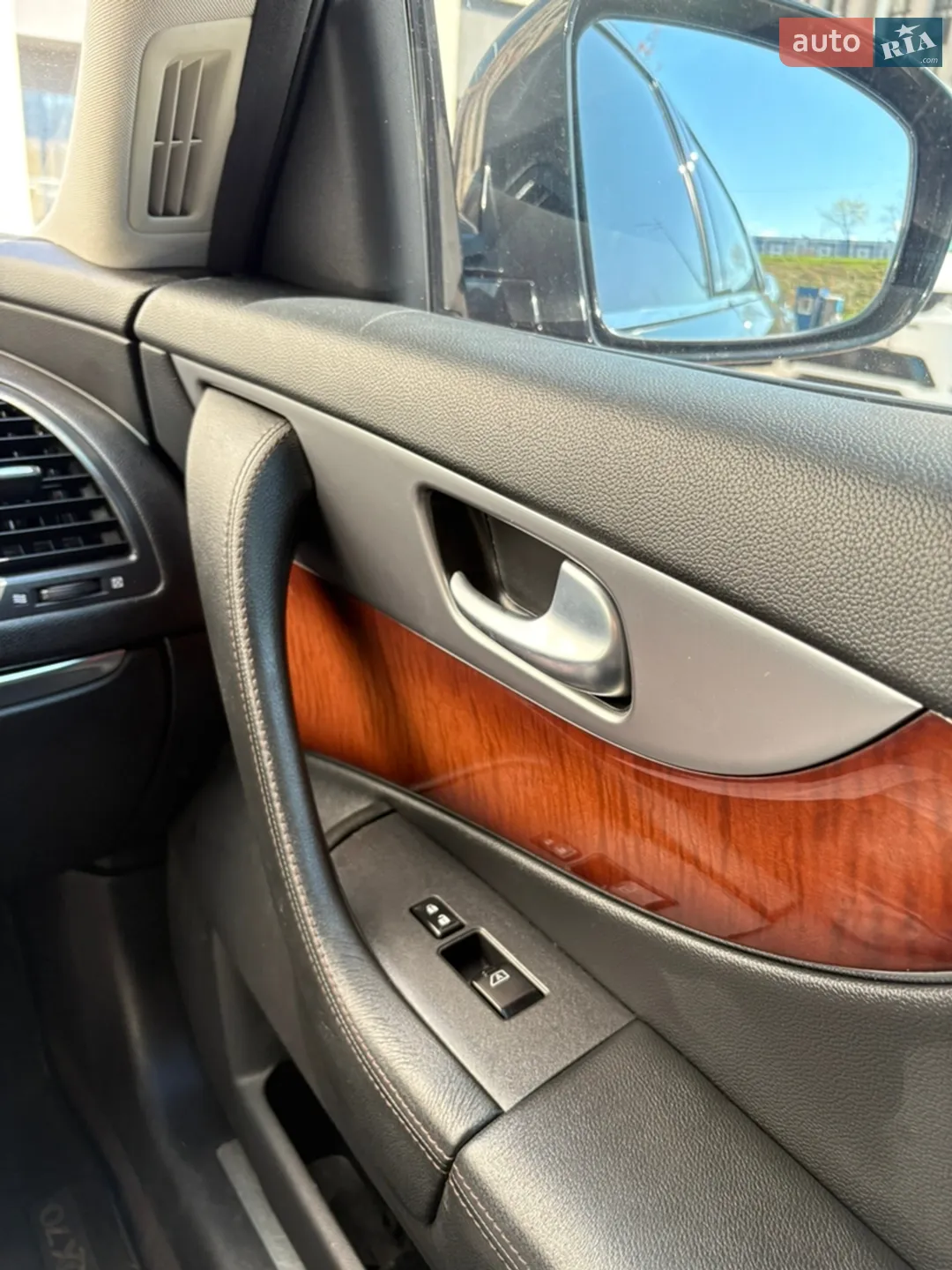 2011 Infiniti FX - мініатюра 22