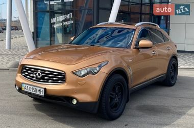 Внедорожник / Кроссовер Infiniti FX 37 2010 в Киеве