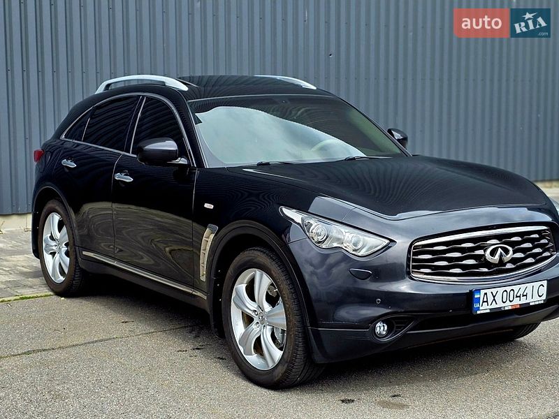 Infiniti FX 37 2011