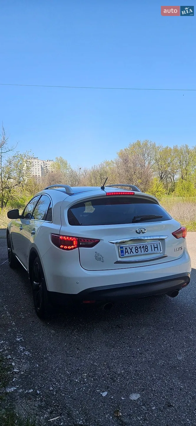 2011 Infiniti FX - мініатюра 12