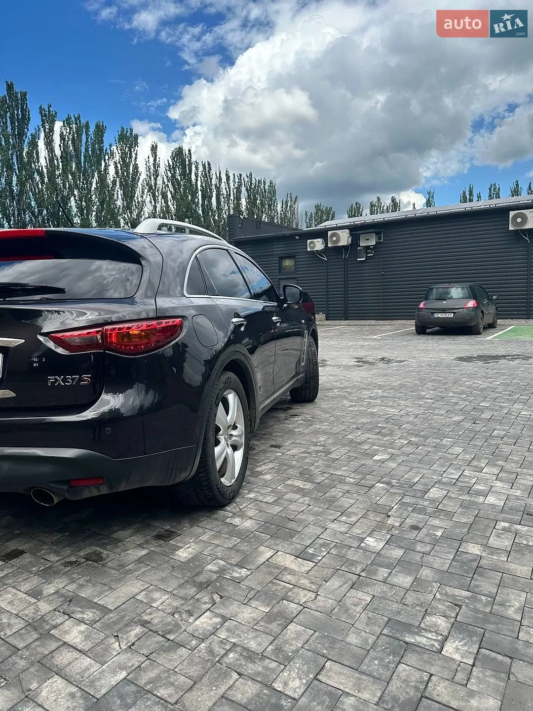 2010 Infiniti FX - мініатюра 6