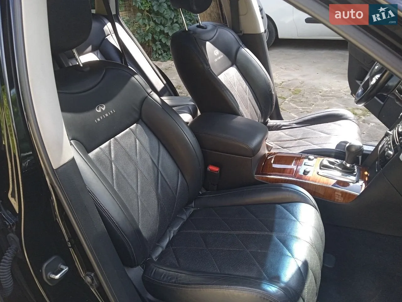 2011 Infiniti FX - мініатюра 11