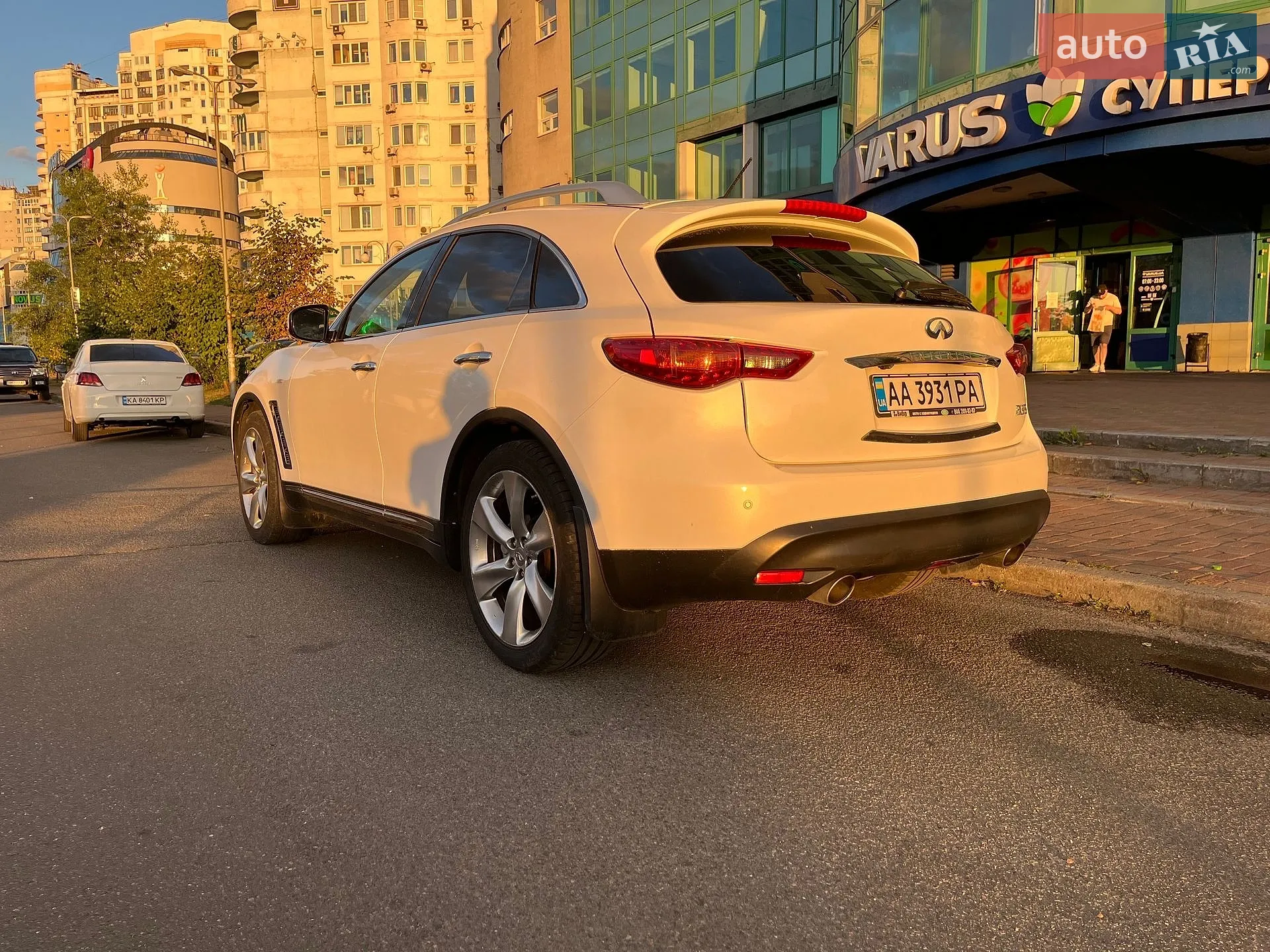 2011 Infiniti FX - мініатюра 22