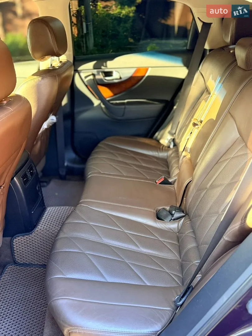 2010 Infiniti FX - мініатюра 14