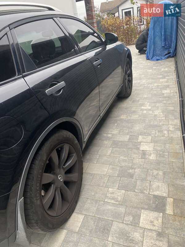 Позашляховик / Кросовер Infiniti FX 45 2004 в Києві