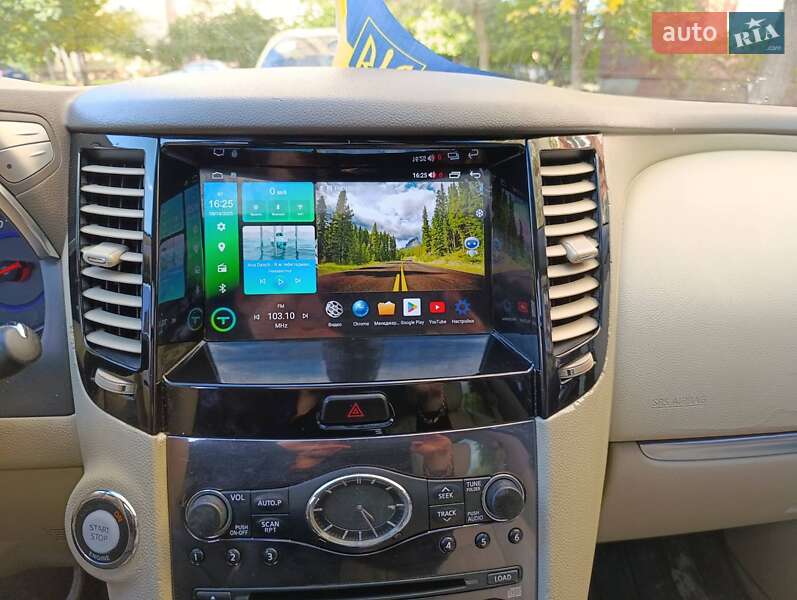 Позашляховик / Кросовер Infiniti FX 50 2009 в Києві