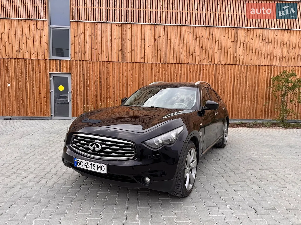 2010 Infiniti FX - мініатюра 18