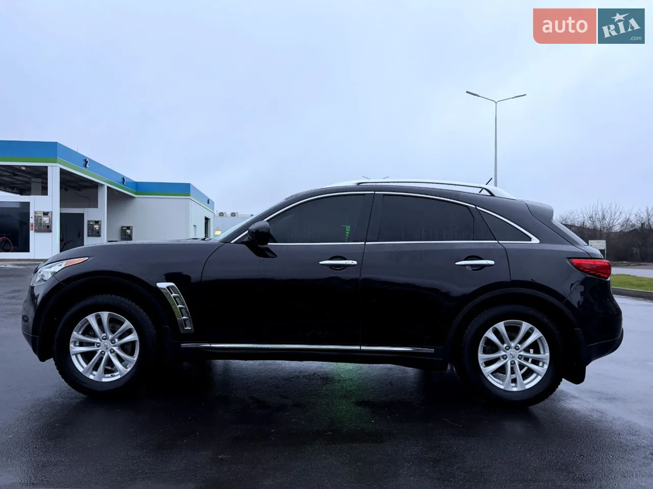 2011 Infiniti FX - мініатюра 31