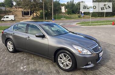 Седан Infiniti G25 2011 в Ровно