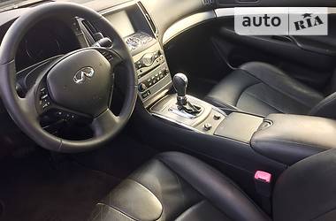 Седан Infiniti G25 2011 в Ровно