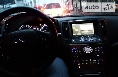 Седан Infiniti G25 2011 в Киеве