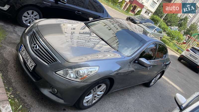 Седан Infiniti G25 2011 в Черкассах