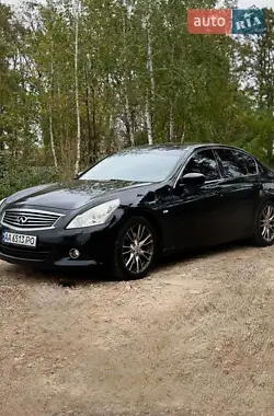 Infiniti G25 2012