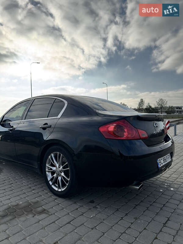Седан Infiniti G25 2012 в Львові