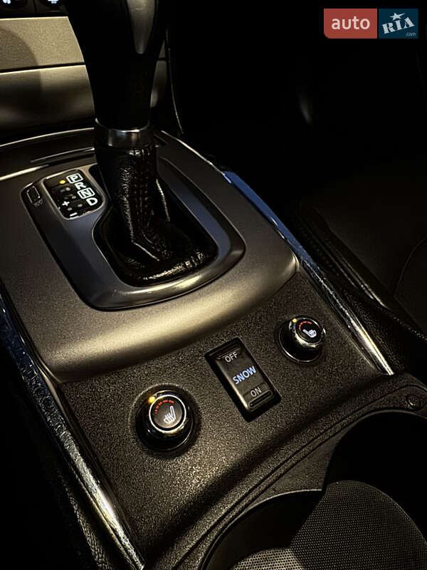 Седан Infiniti G25 2012 в Львові