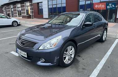 Седан Infiniti G25 2011 в Киеве