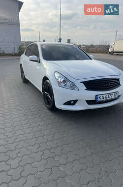 Седан Infiniti G25 2010 в Киеве