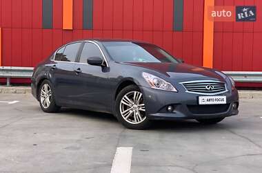 Седан Infiniti G25 2011 в Киеве