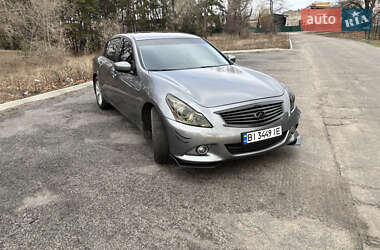 Infiniti G25 2012