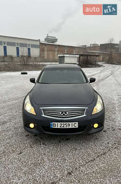 Infiniti G25 2012