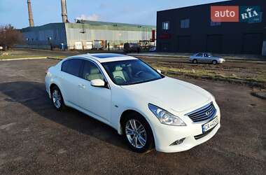 Седан Infiniti G25 2011 в Черкассах