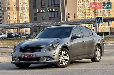 Седан Infiniti G25 2012 в Киеве