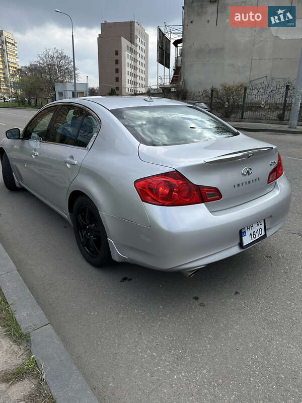 Седан Infiniti G25 2010 в Одесі