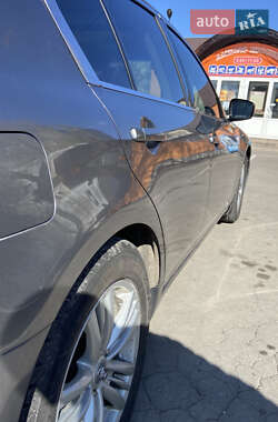 Седан Infiniti G25 2012 в 