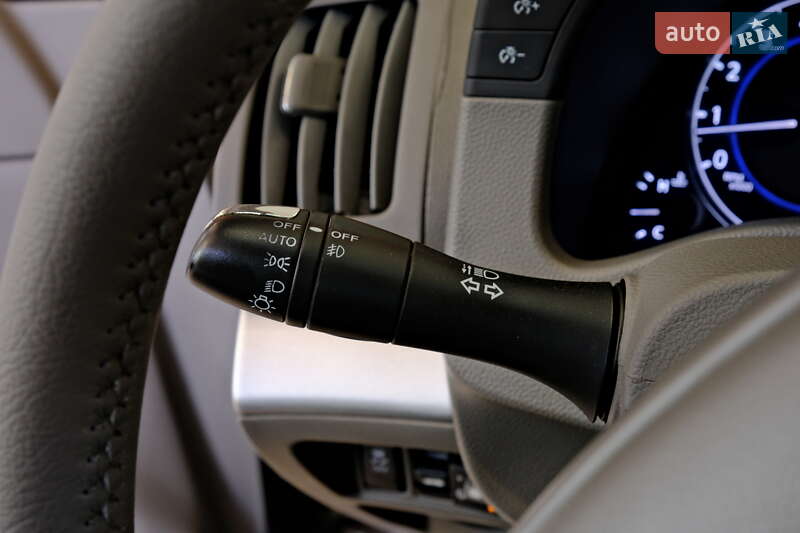 Седан Infiniti G25 2011 в Одессе