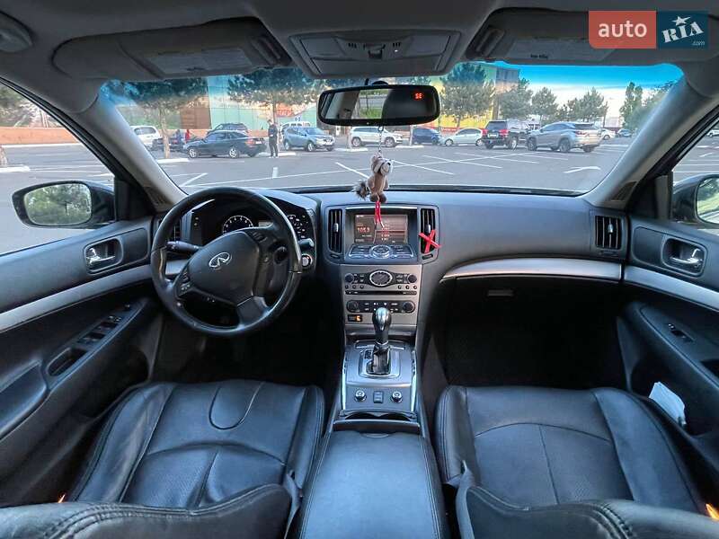 Седан Infiniti G25 2011 в Одессе
