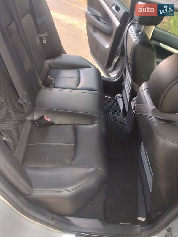 Седан Infiniti G25 2011 в Одессе