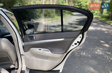 Седан Infiniti G25 2011 в 