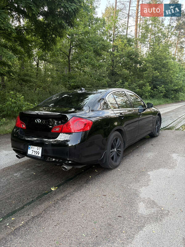 Седан Infiniti G25 2010 в Києві